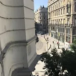 V. District 아파트 *